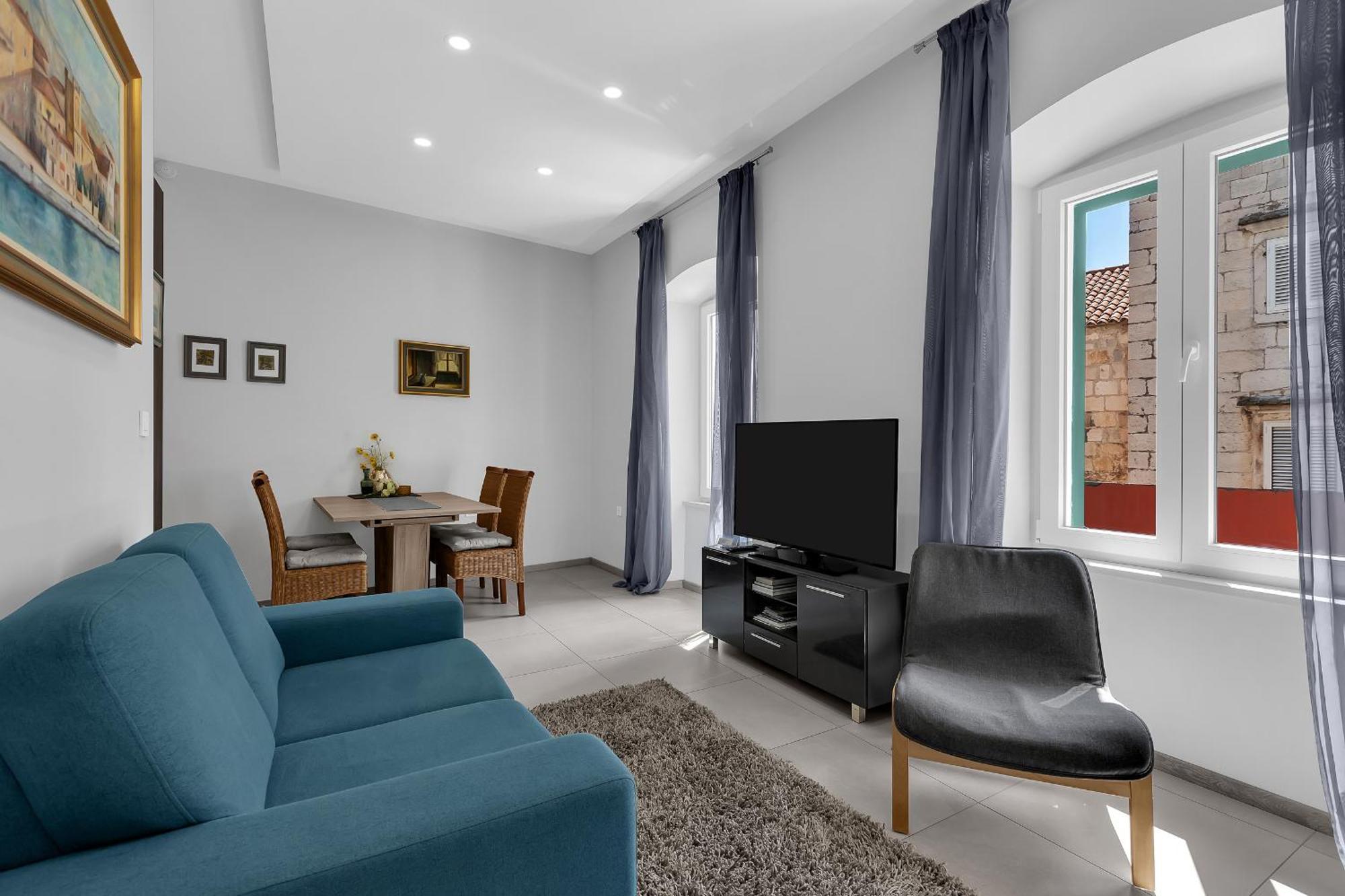 Apartment Dvor Kalalarga Makarska Bagian luar foto